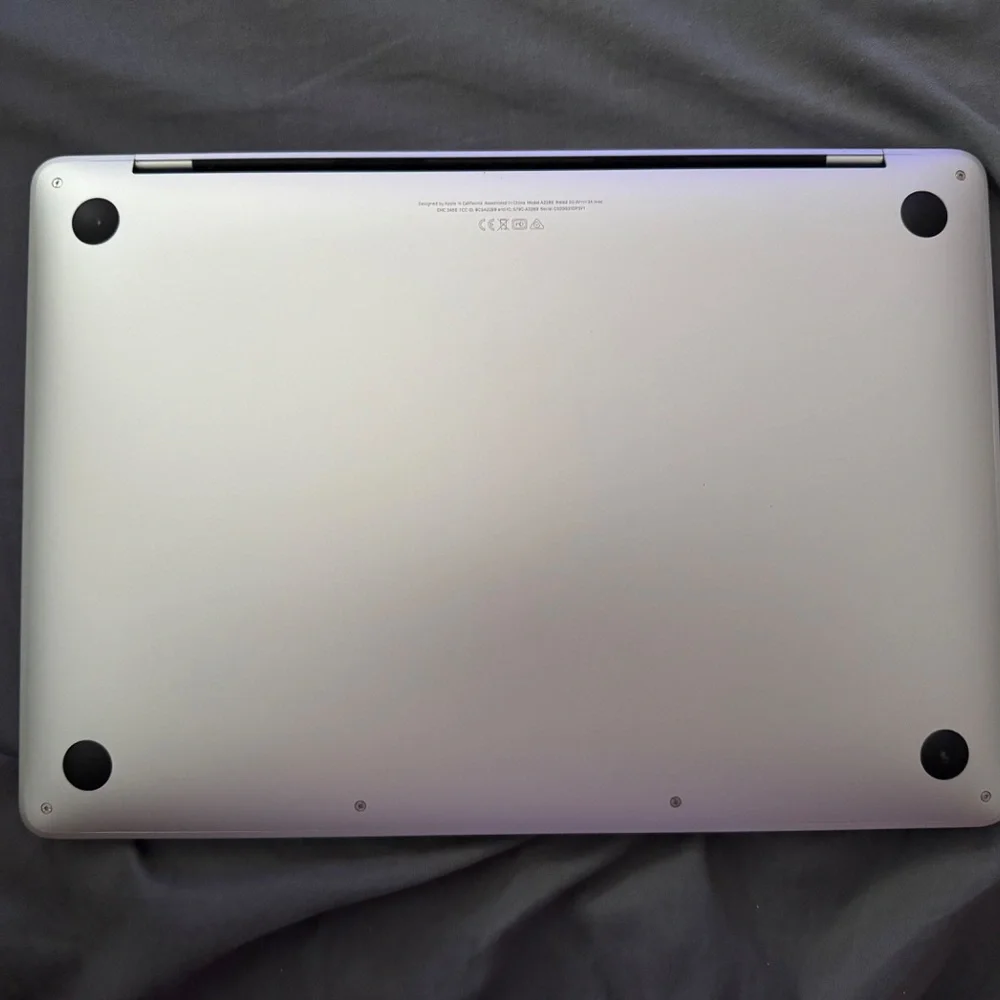 MacBook Pro 13in (2020)